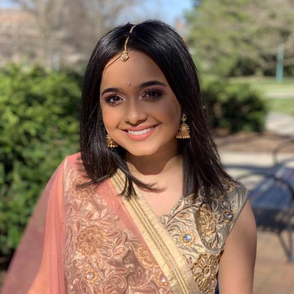 Meet your Posher, Sanika - Picture 1 of 1